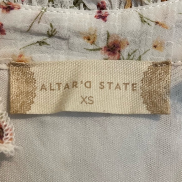 Alter’d State dress with flowers! - Picture 4 of 9